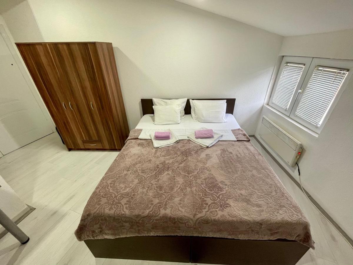 Apartmani Aleksandra U Centru Grada Kragujevac Luaran gambar