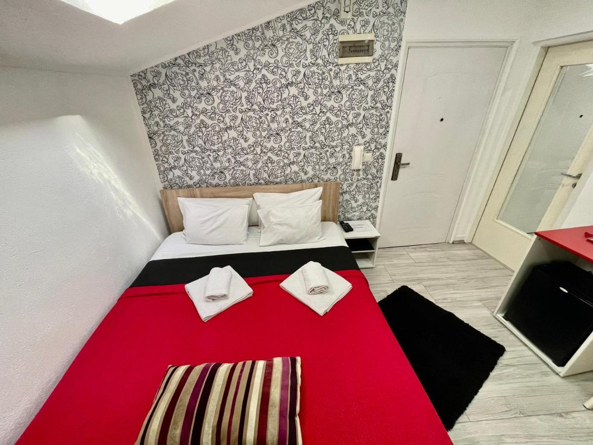 Apartmani Aleksandra U Centru Grada Kragujevac Luaran gambar