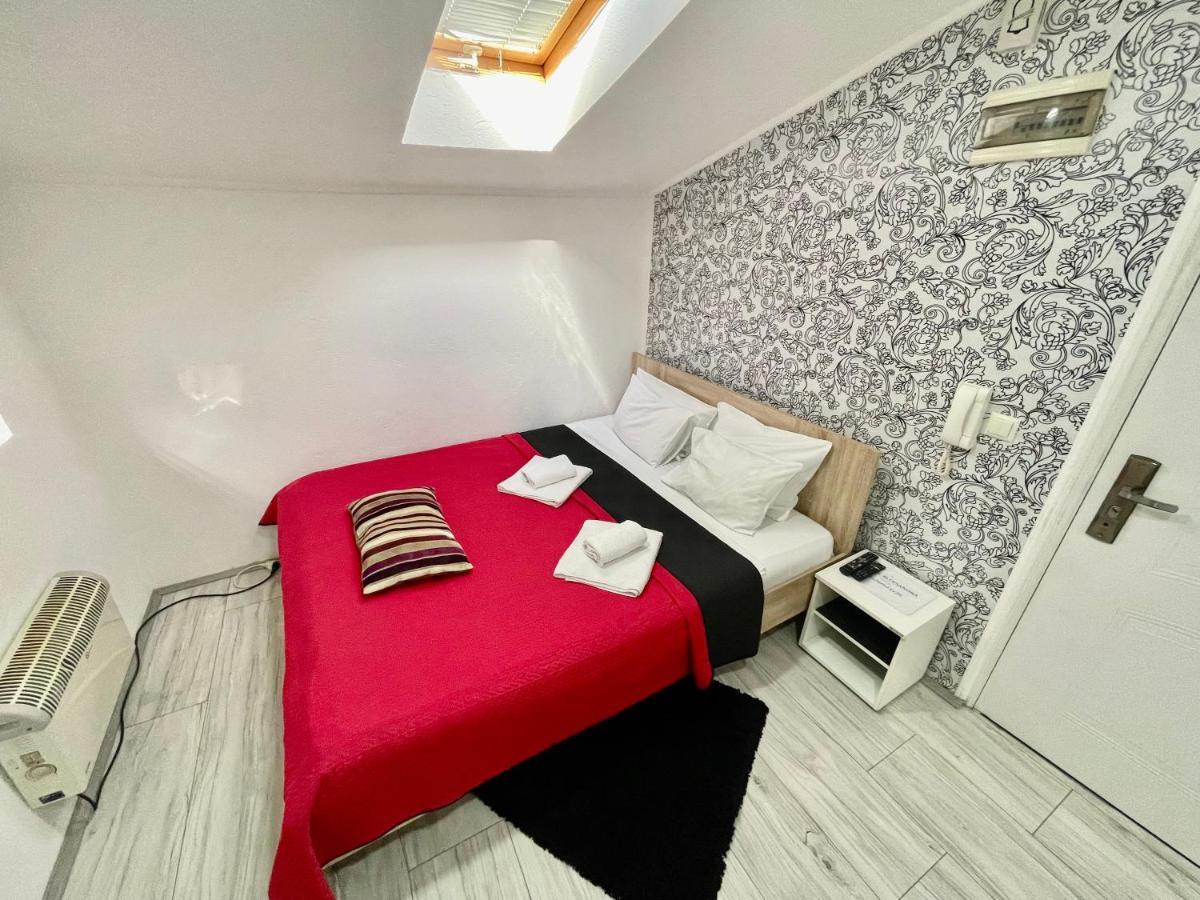 Apartmani Aleksandra U Centru Grada Kragujevac Luaran gambar