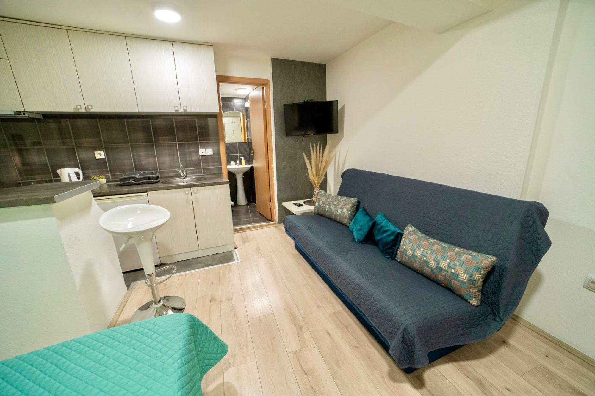 Apartmani Aleksandra U Centru Grada Kragujevac Luaran gambar