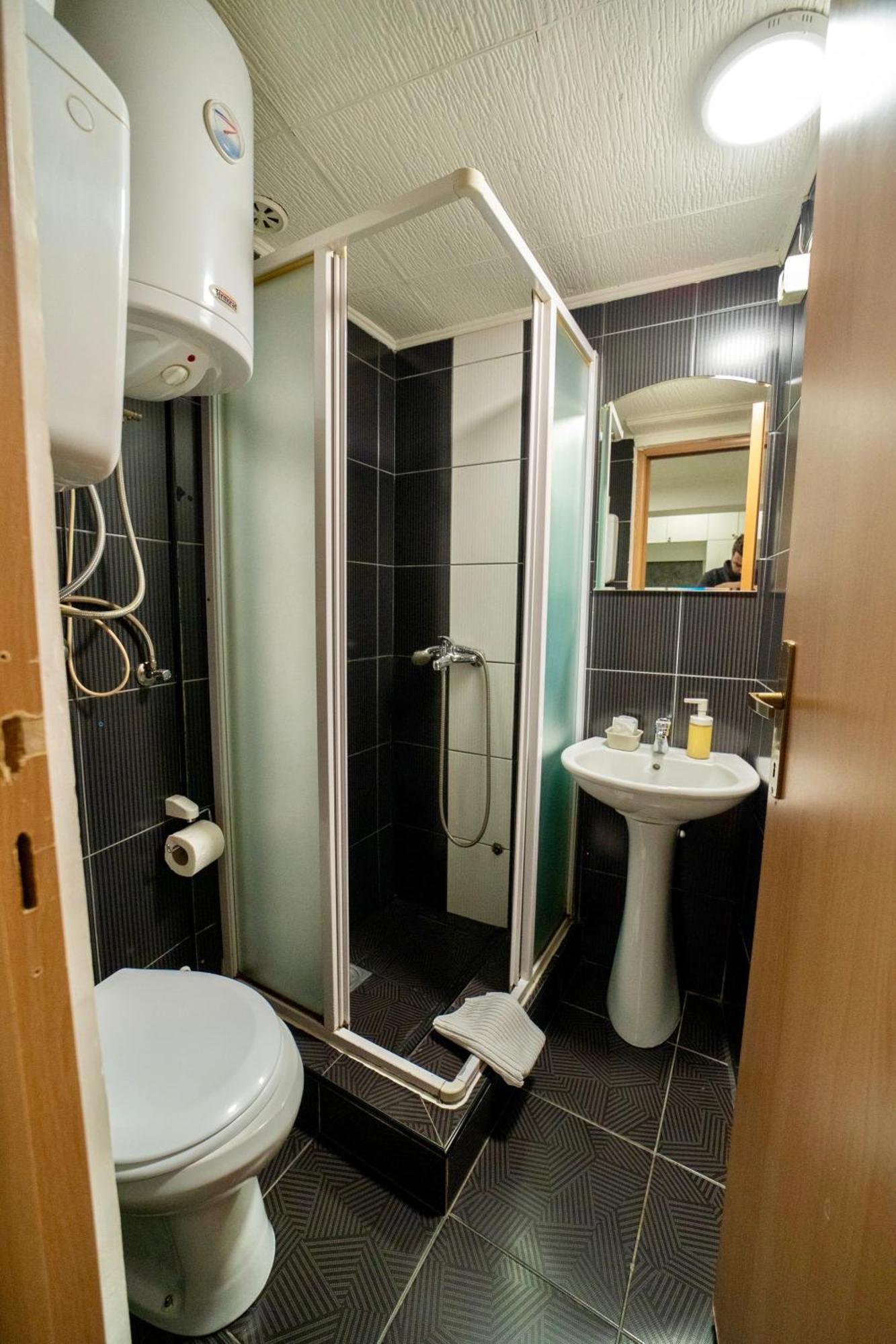 Apartmani Aleksandra U Centru Grada Kragujevac Luaran gambar