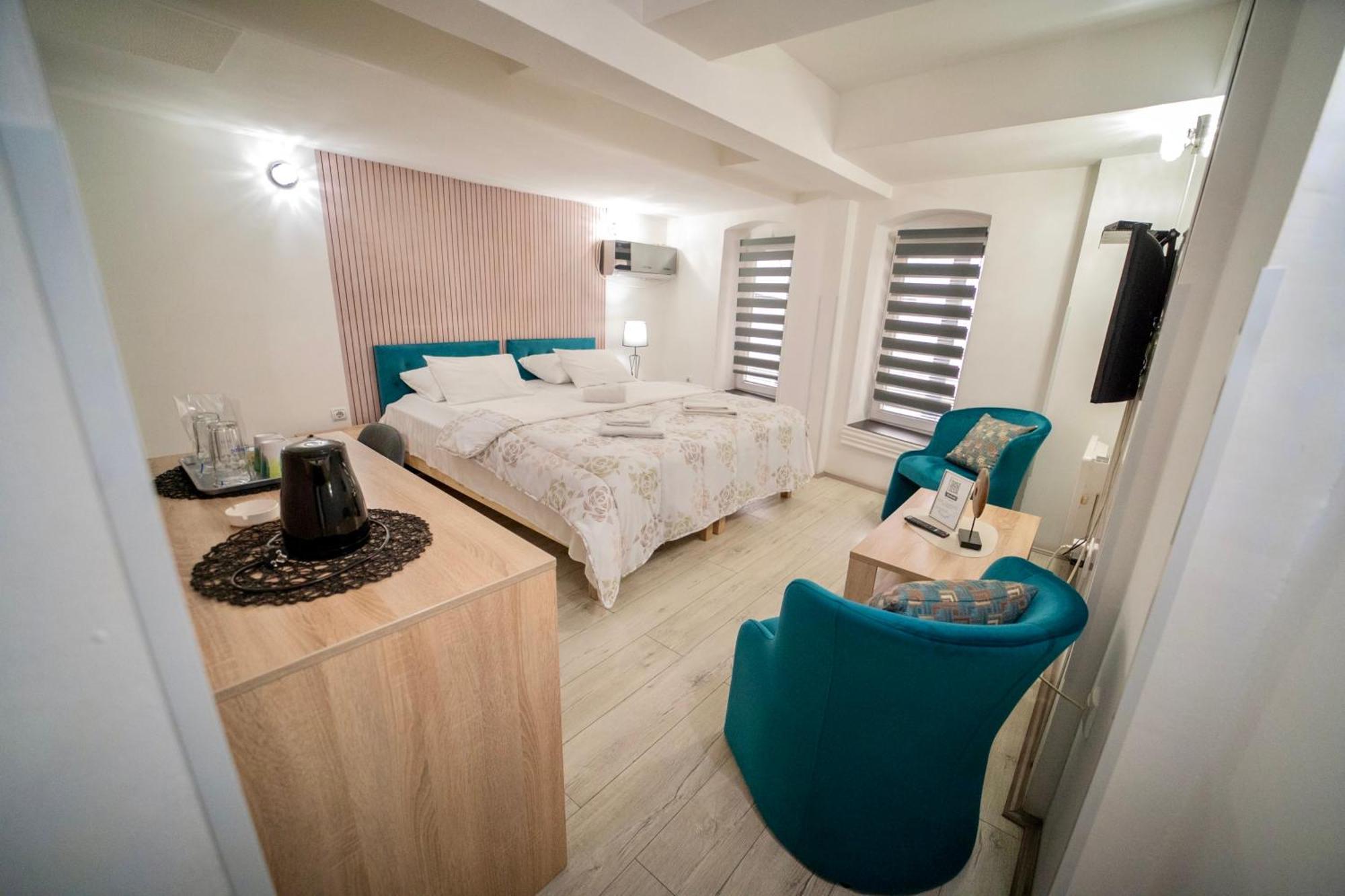 Apartmani Aleksandra U Centru Grada Kragujevac Luaran gambar