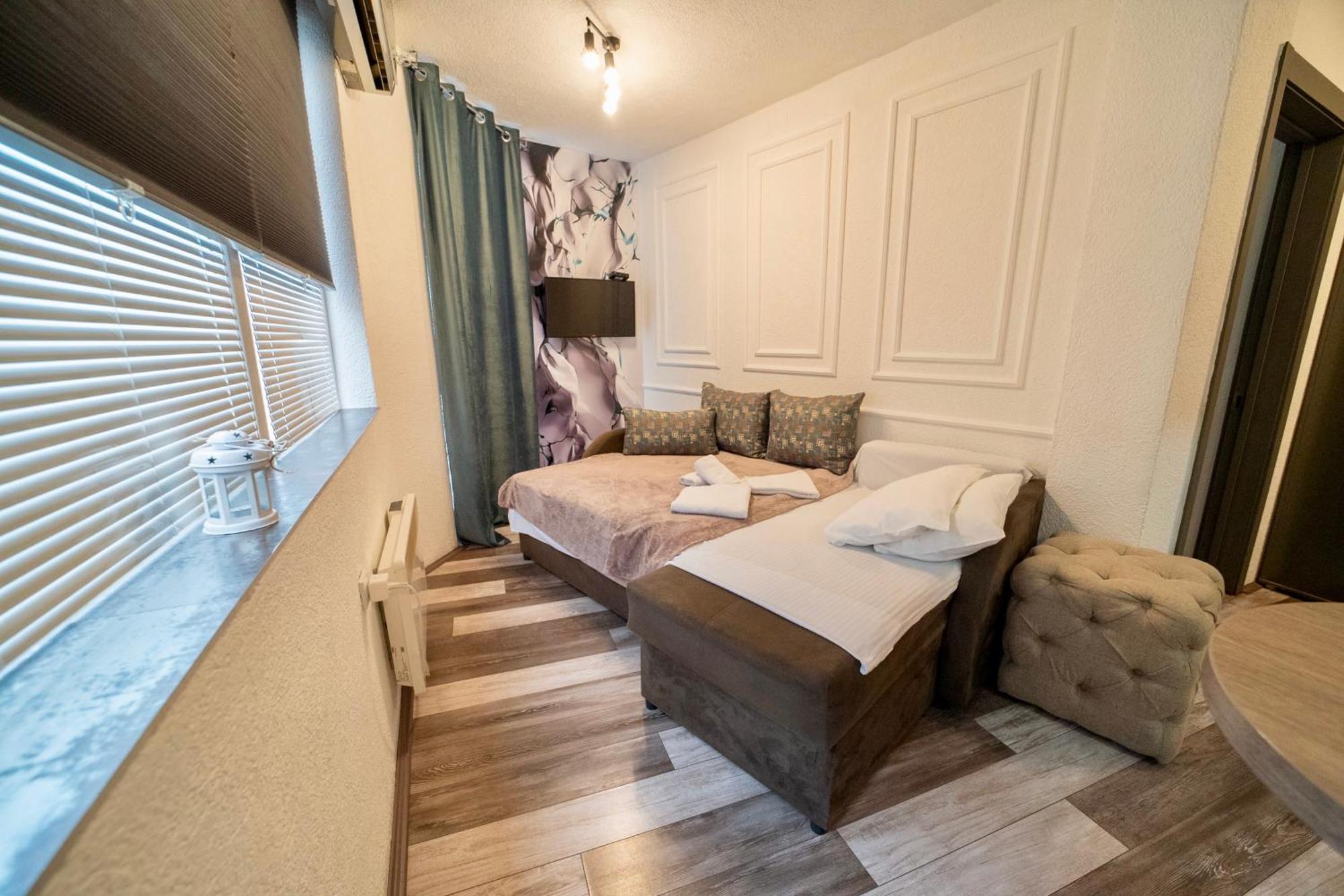 Apartmani Aleksandra U Centru Grada Kragujevac Luaran gambar